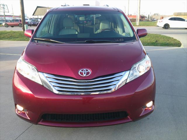 2011 toyota sienna limited