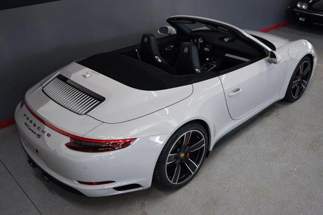 2018 porsche 911 carrera 4s cabriolet