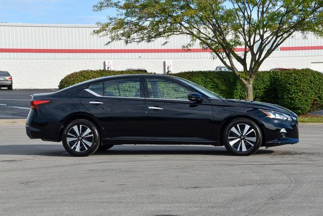 2020 nissan altima 2.5 sv