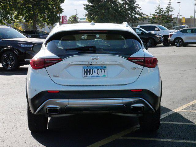 2017 infiniti qx30 premium