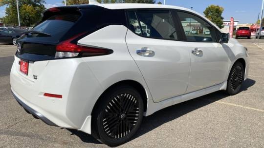 2025 Nissan Leaf
