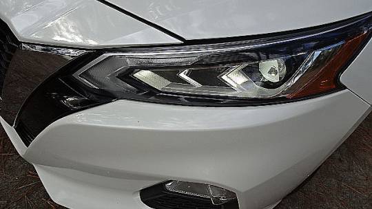 2022 nissan altima 2.5 sv