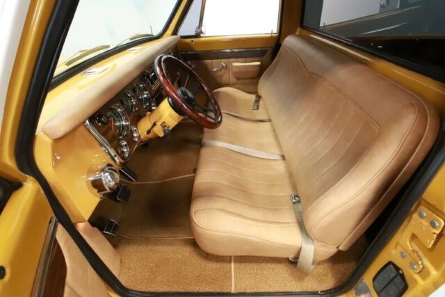 c/10 c-10 restored custome lt1 v8 auto classic vintage collector tan white 4l60e