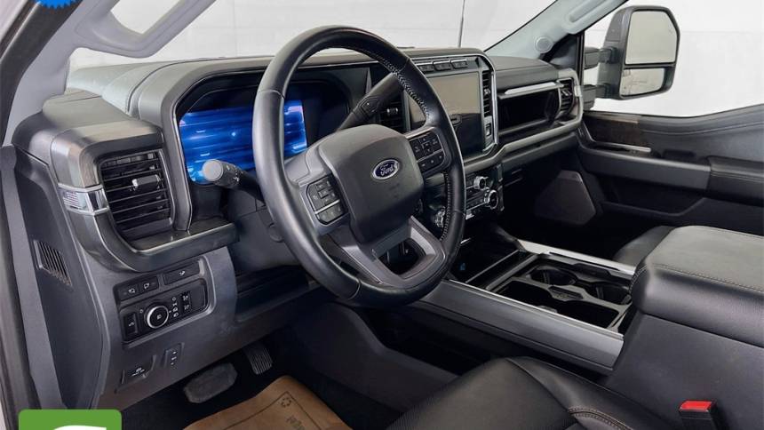 2023 ford f-250 super duty lariat