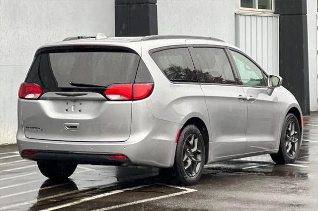 2018 chrysler pacifica touring-l plus