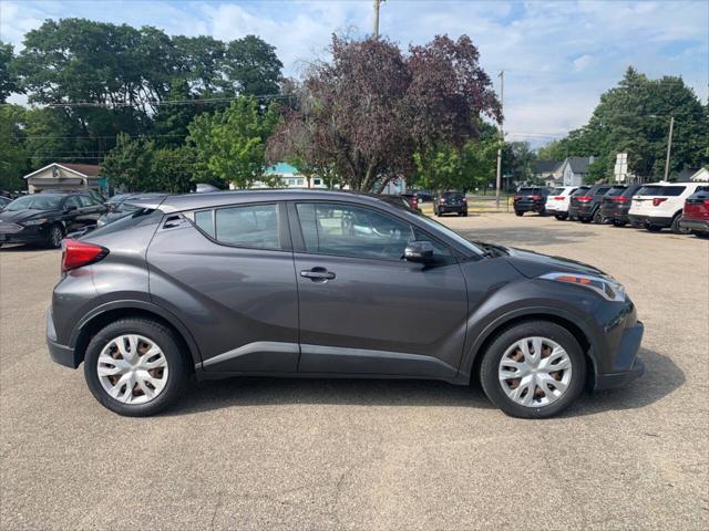 2019 toyota c-hr le