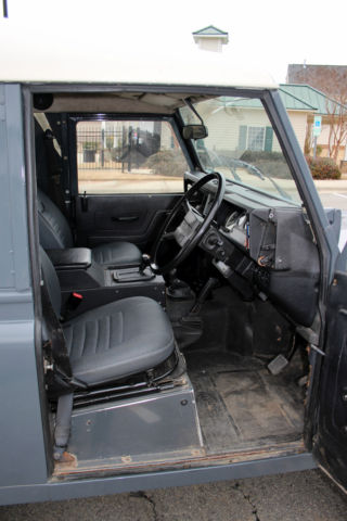 right-hand drive (rhd) v8 automatic hard-top grey land rover d90