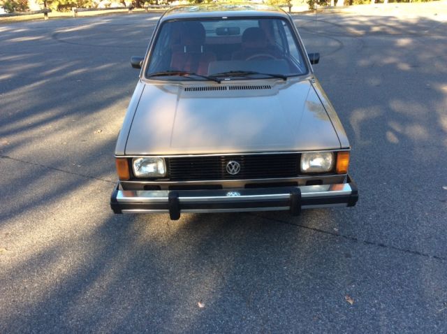 1981 vw rabbit fully restored 50 mpg