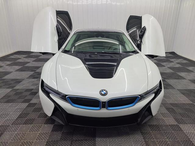 2016 bmw i8 base