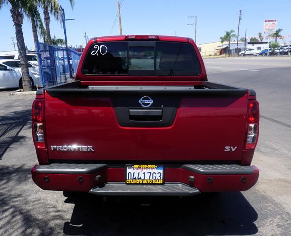2021 nissan frontier sv