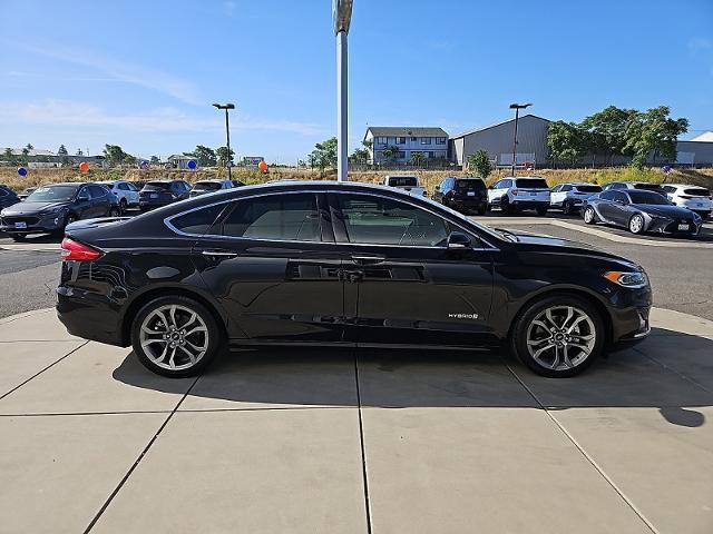 2019 ford fusion titanium