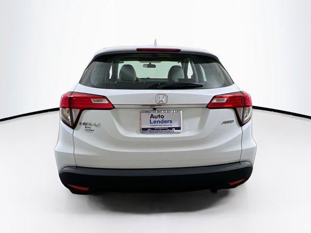 2022 honda hr-v lx