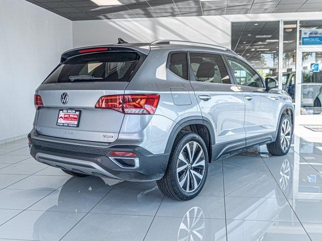 2022 volkswagen taos 1.5t se