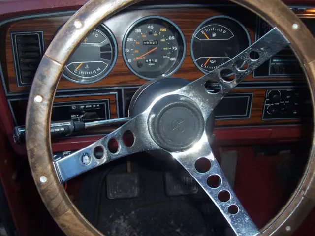 1985 dodge ramcharger prospector 318 4x4 with 4 speed