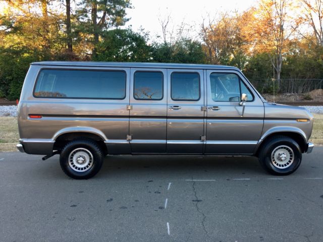 1 owner : 86k miles : rare van : e150 : e250 : e350 : van