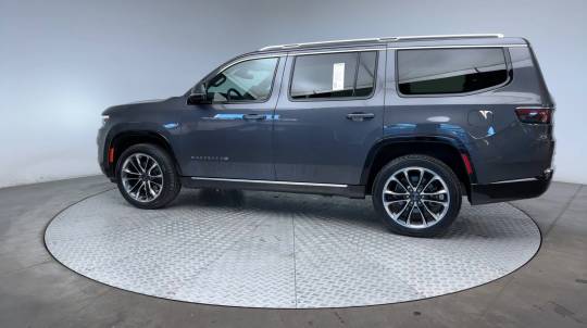 2022 Jeep Wagoneer