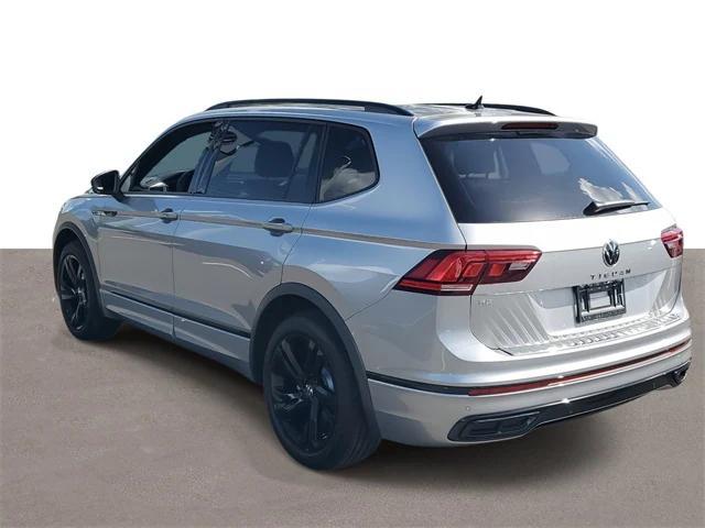 2024 volkswagen tiguan 2.0t se r-line black