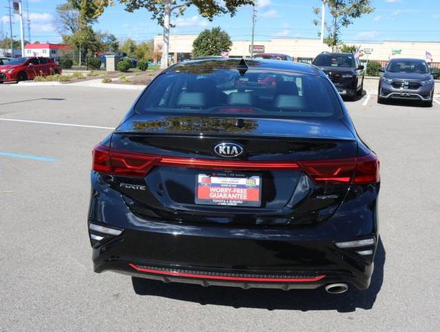 2021 kia forte gt-line