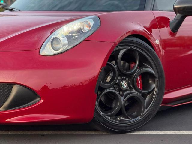 2016 alfa romeo 4c base