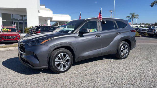 2023 toyota highlander xle