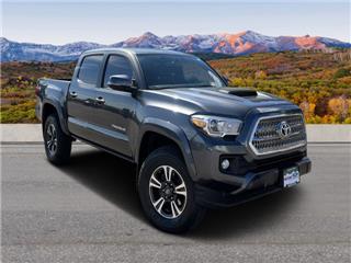 2017 Toyota Tacoma trd sport