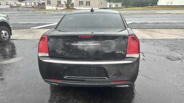 2015 chrysler 300c base