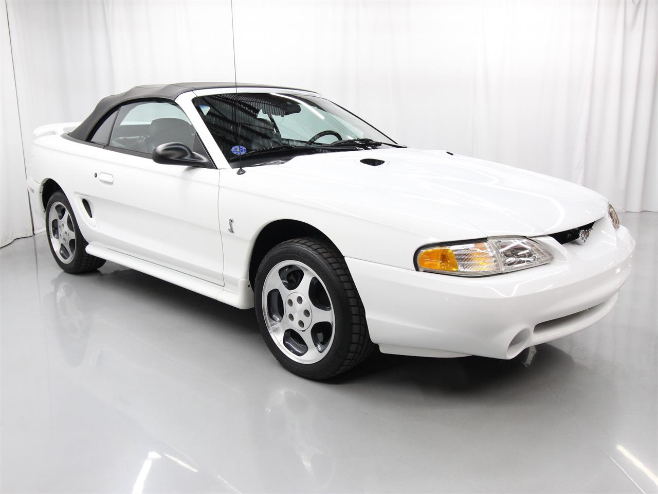 1996 ford mustang