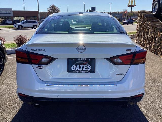 2023 nissan altima 2.5 sr