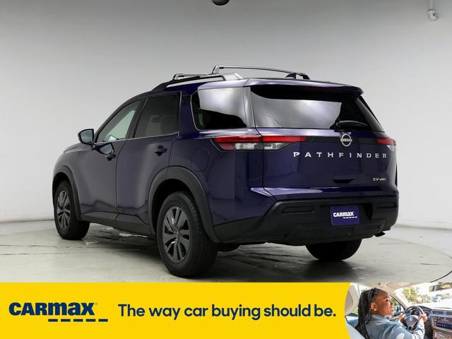 2023 nissan pathfinder sv