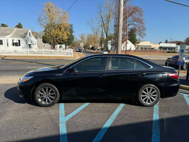 2015 toyota camry hybrid xle