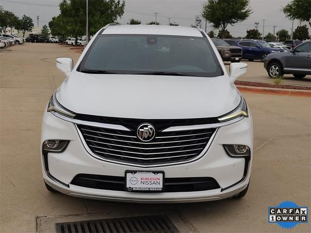 2023 buick enclave essence