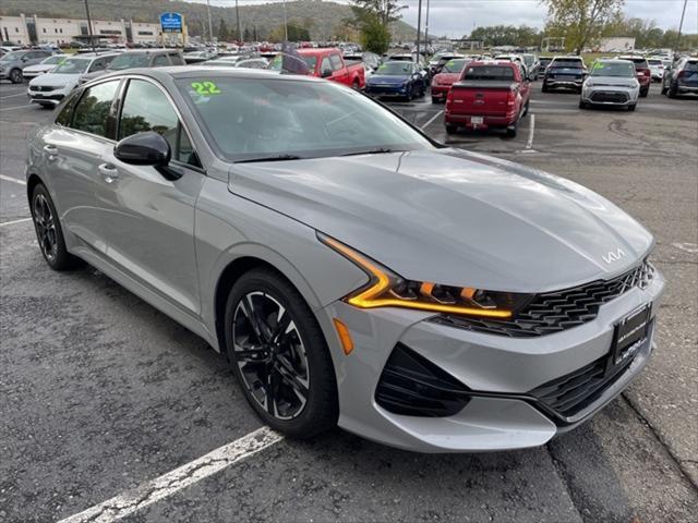 2022 kia k5 gt-line