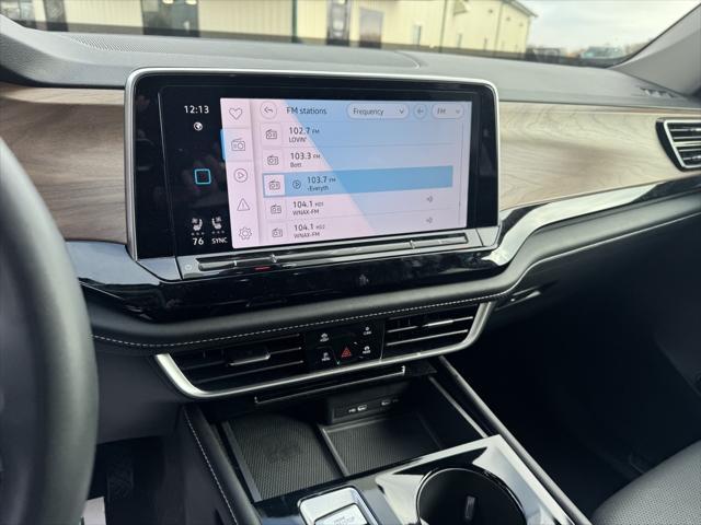 2024 volkswagen atlas 2.0t se w/technology 4motion