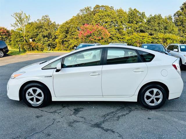 2012 toyota prius two