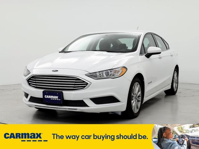 2017 ford fusion hybrid se