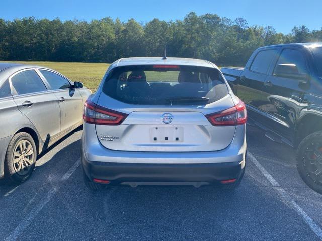 2021 nissan rogue sport s