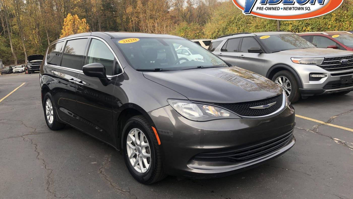 2020 chrysler voyager lx