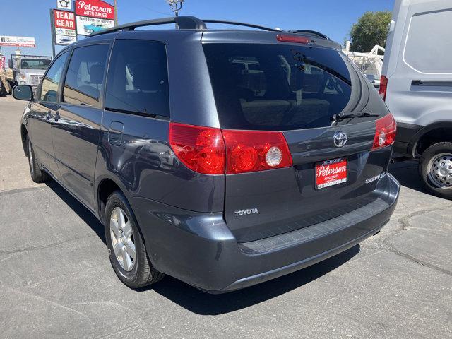2006 toyota sienna le