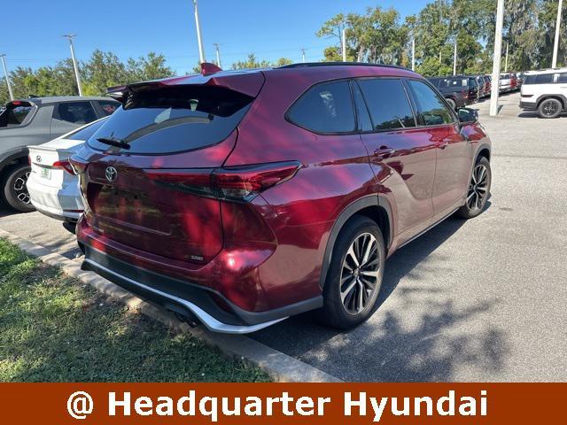 2022 toyota highlander xse