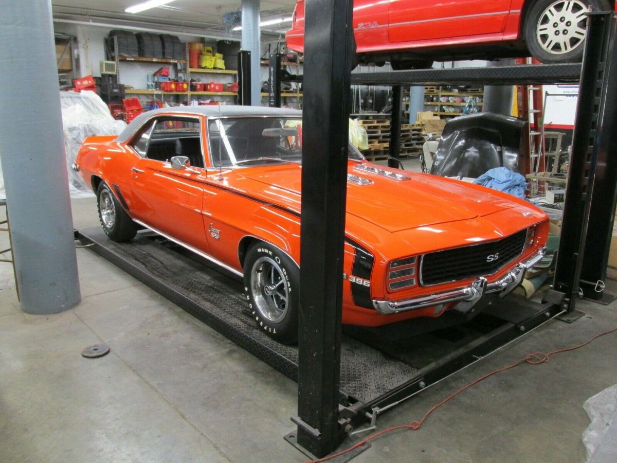 1969 chevrolet camaro ss rs l89 396 factory aluminum heads. very nice and rare