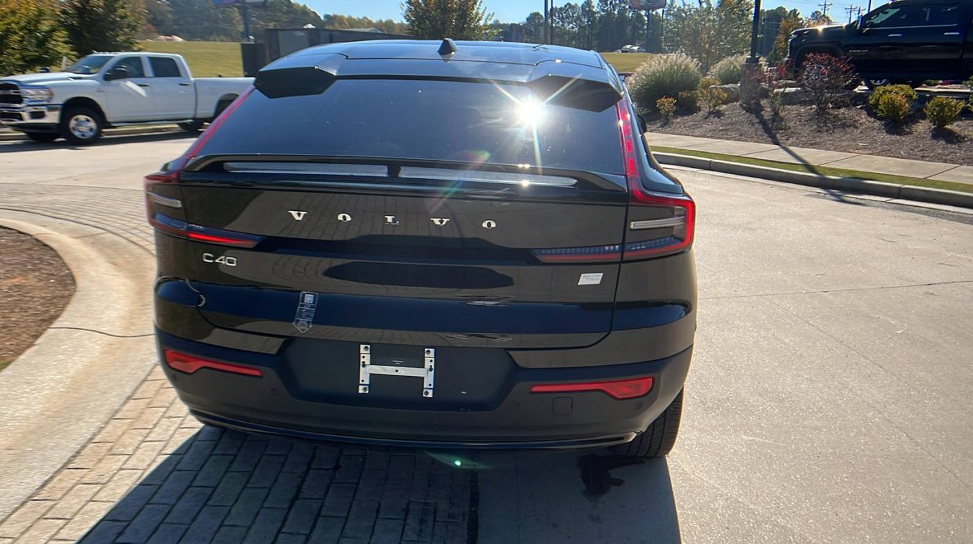 2023 volvo c40 recharge twin plus