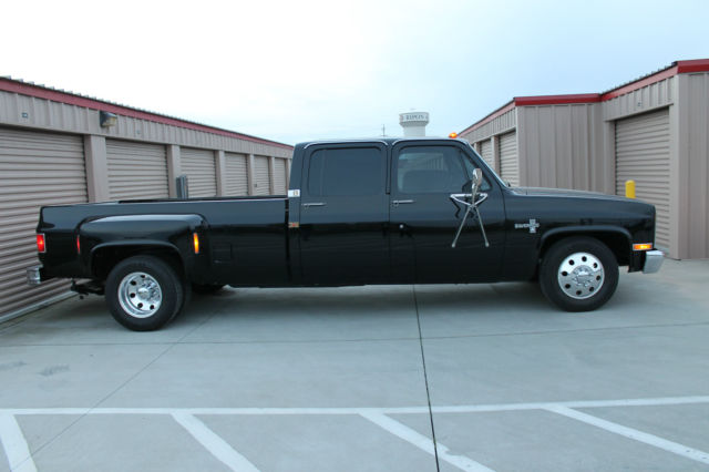 1984 chevrolet c30 silverado crew cab pickup 4-door 7.4l