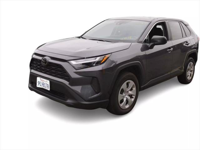 2024 toyota rav4 le