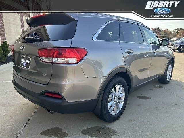 2017 kia sorento lx