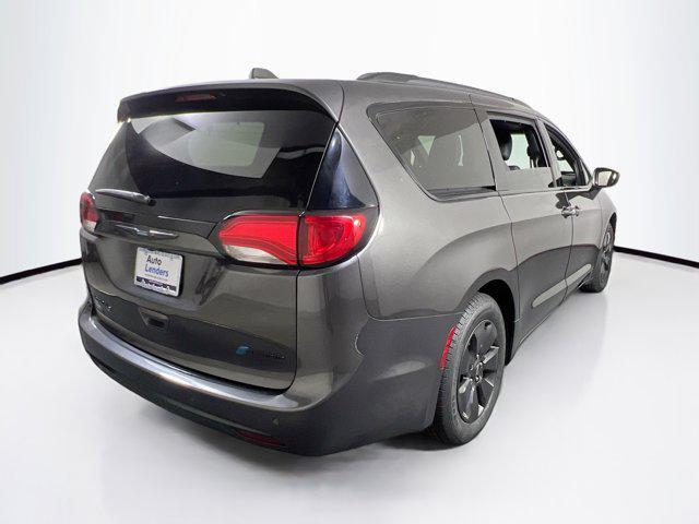 2019 chrysler pacifica hybrid touring l