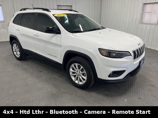 2022 jeep cherokee latitude lux