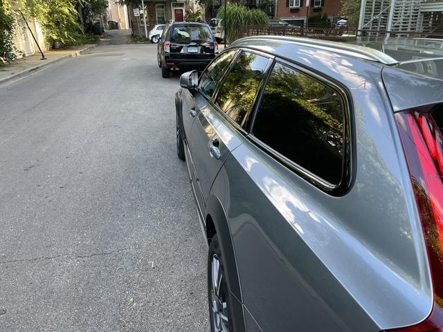 2017 volvo v90 cross country t6