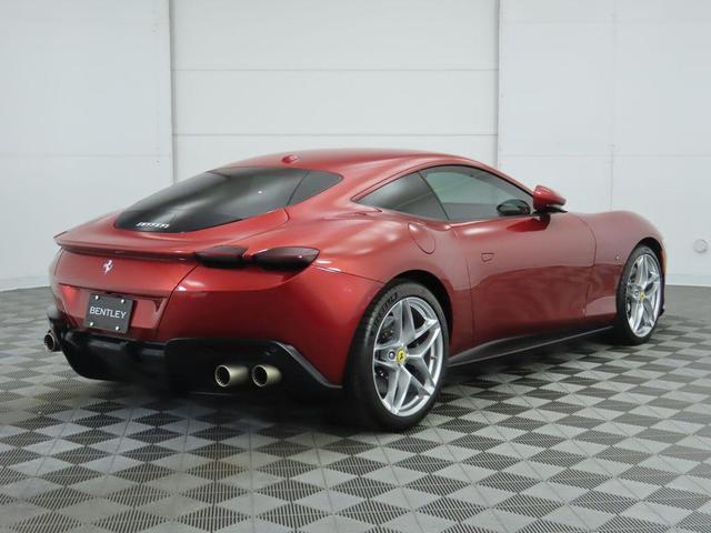 2021 ferrari roma base