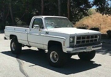 classic 1980 gmc pickup truck - 4x4 - solid body, great tires - low mileage