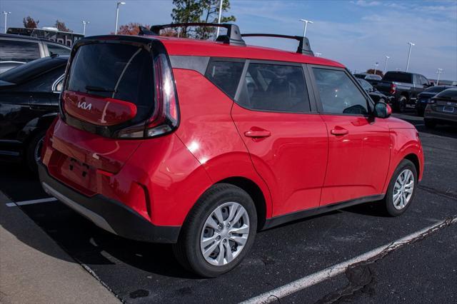 2023 kia soul lx